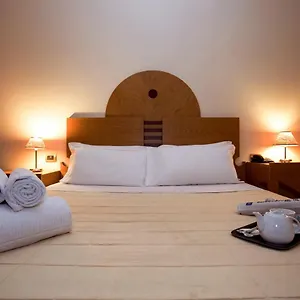 Penthouse **** Pérouse